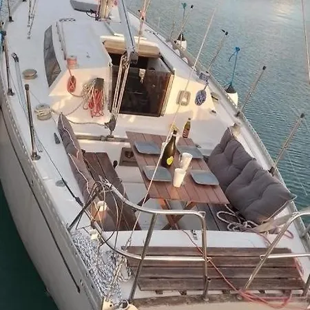 La Regina Botel Lido di Ostia